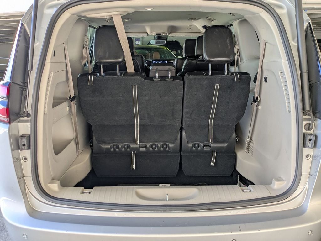 Thumbnail: 2024 Chrysler Pacifica - 26