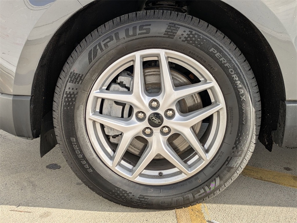 Thumbnail: 2024 Ford Edge - 31