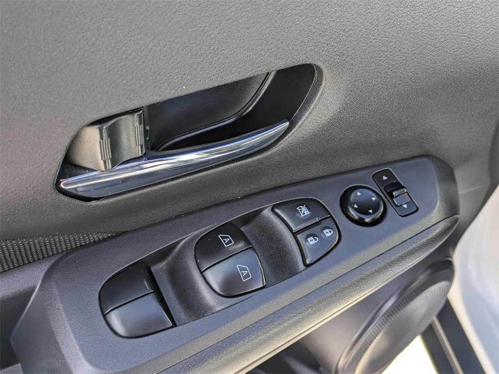 Thumbnail: 2024 Nissan Kicks - 14