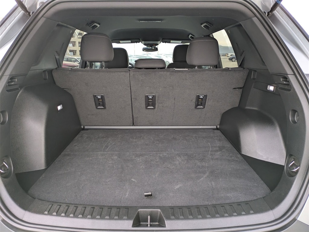 Thumbnail: 2025 Chevrolet Equinox - 30