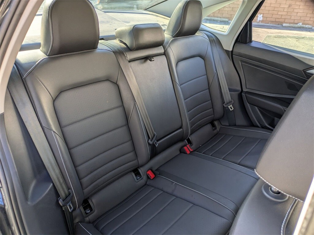 Thumbnail: 2024 Volkswagen Jetta - 27