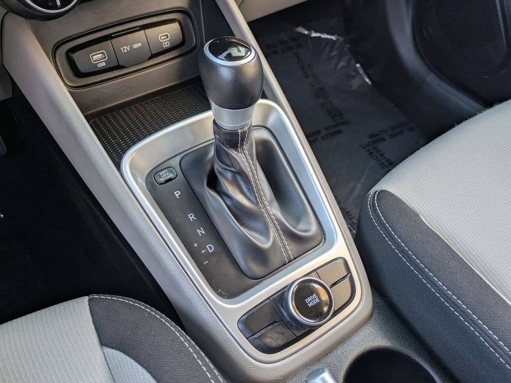 Thumbnail: 2025 Hyundai Venue - 18