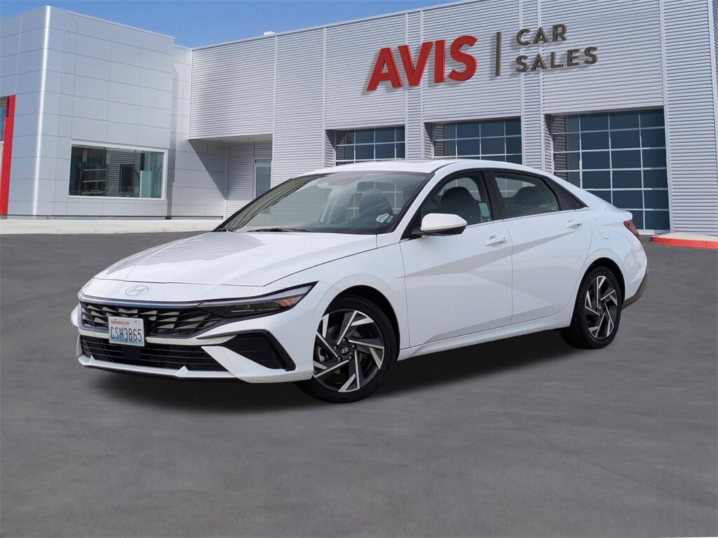 Thumbnail: 2025 Hyundai Elantra - 1