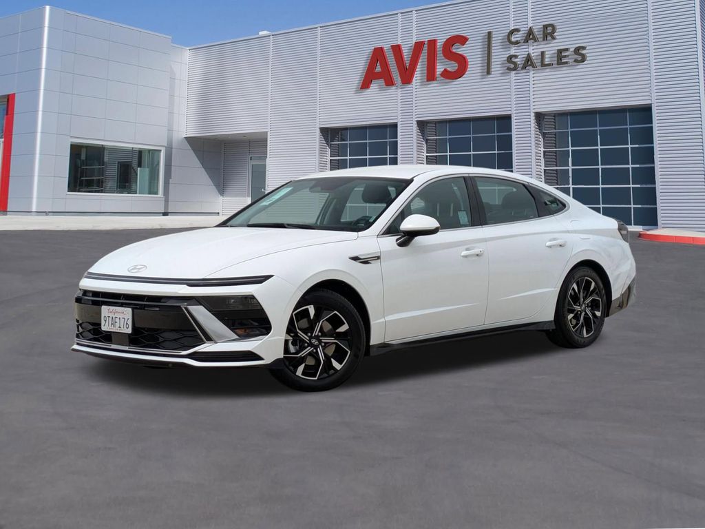 2025 Hyundai Sonata SEL's photo