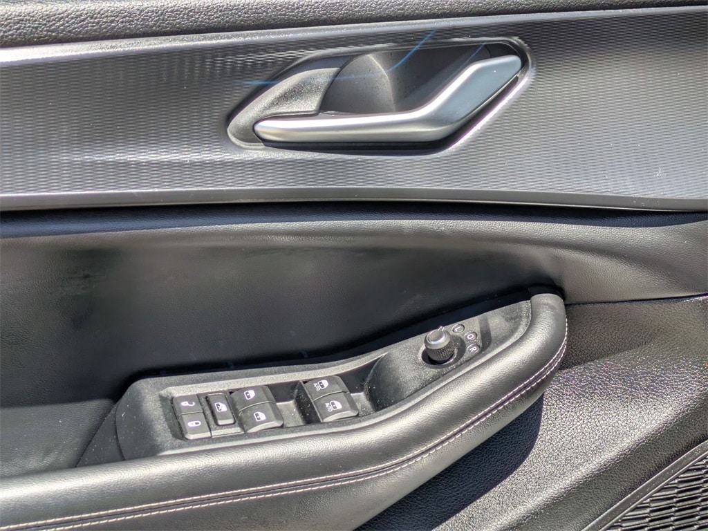 2023 Jeep Grand Cherokee Laredo 13