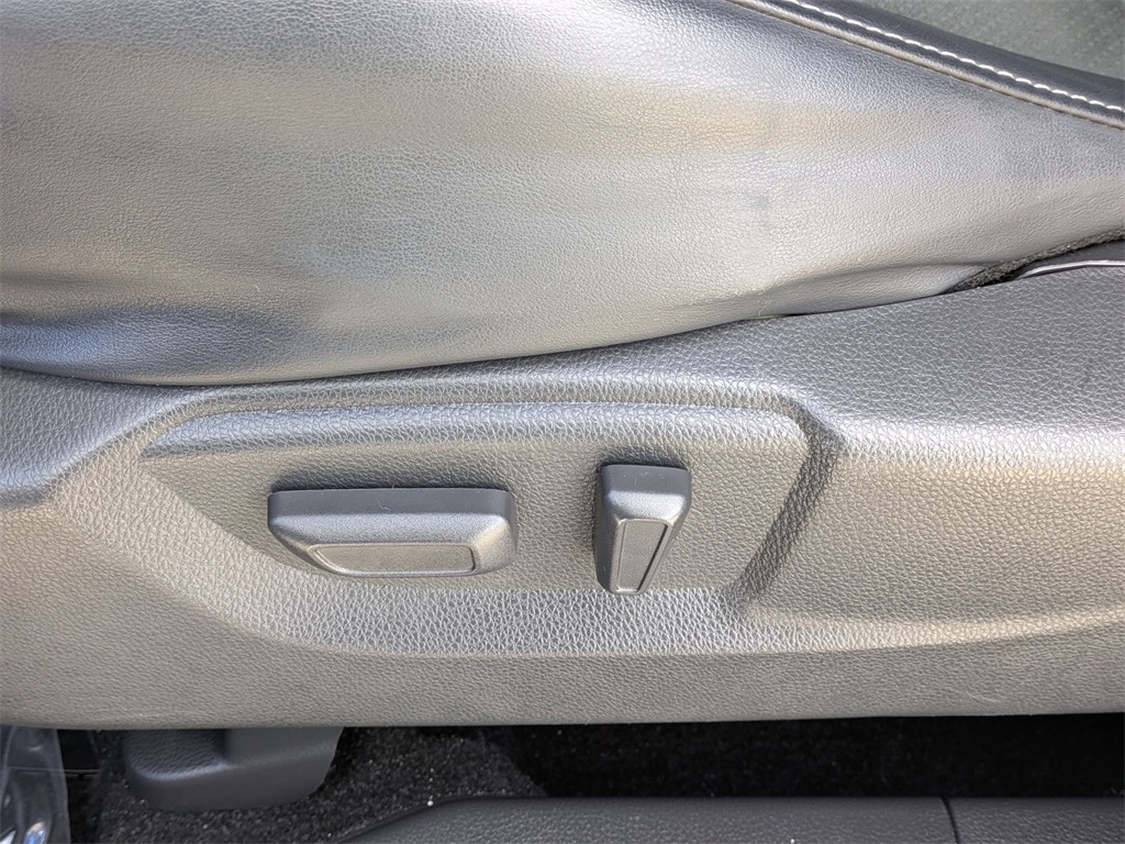 Thumbnail: 2025 Mitsubishi Eclipse Cross - 14