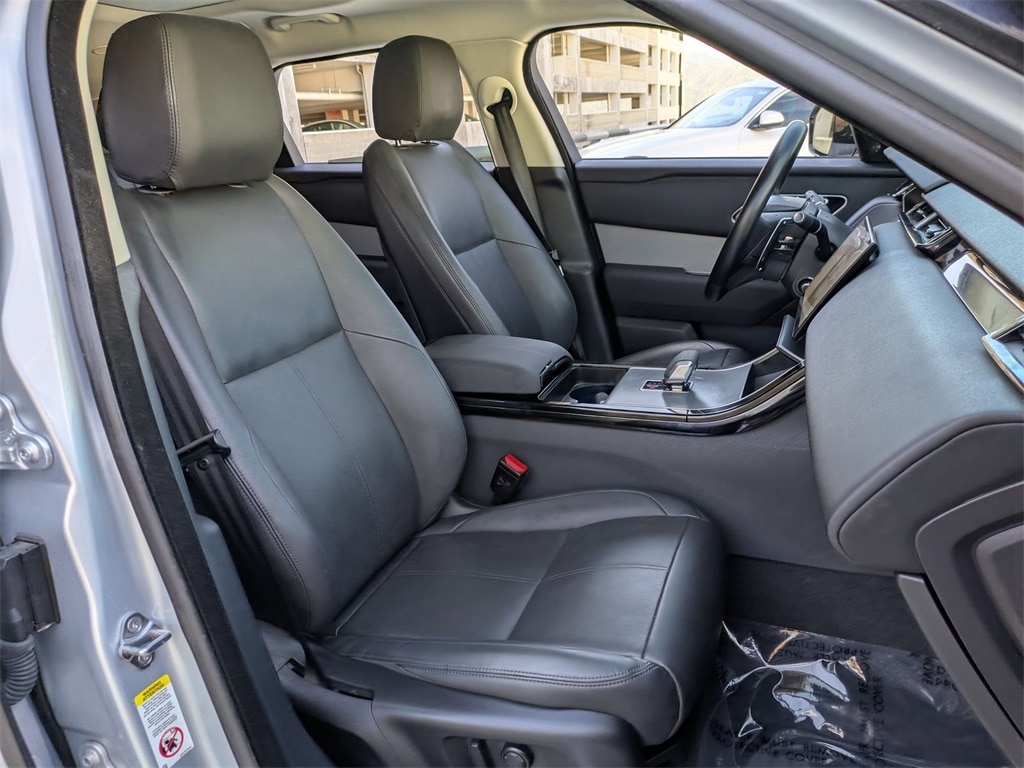 Thumbnail: 2024 Land Rover Range Rover Velar - 28