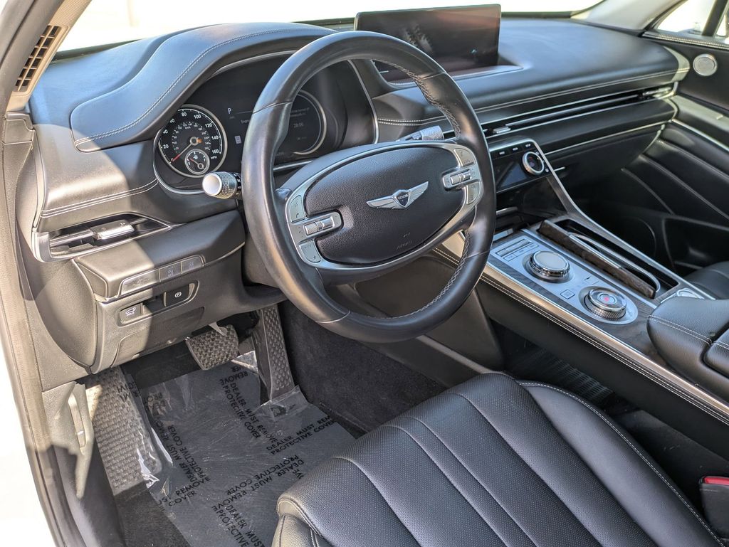 Thumbnail: 2024 Genesis GV80 - 14