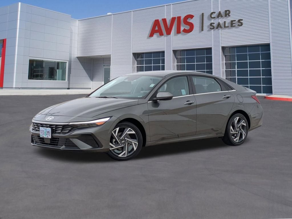 2025 Hyundai Elantra 2.0 SEL Convenience IVT's photo