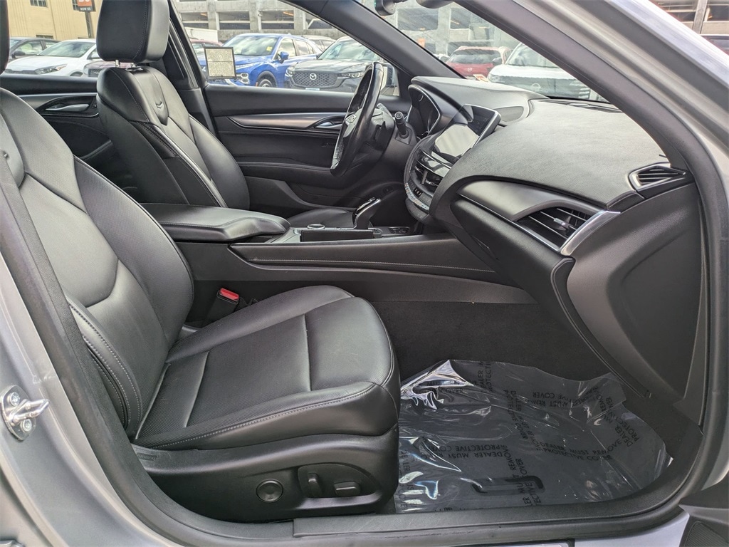 Thumbnail: 2023 Cadillac CT5 - 32