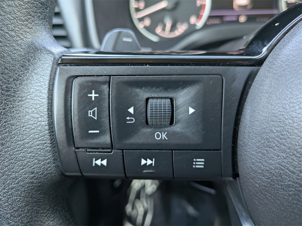 Thumbnail: 2023 Nissan Rogue - 22