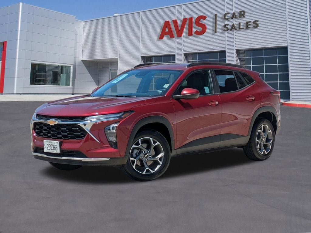 2025 Chevrolet Trax LT's photo
