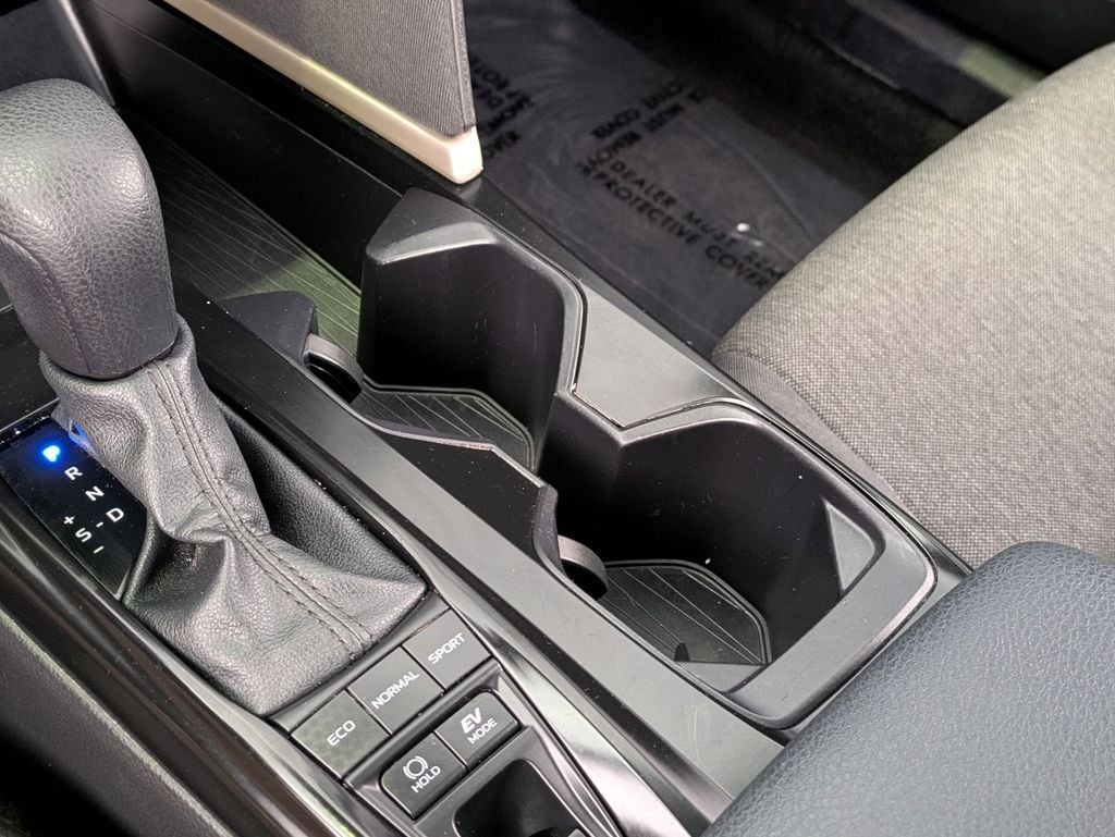 Thumbnail: 2025 Toyota Camry - 19