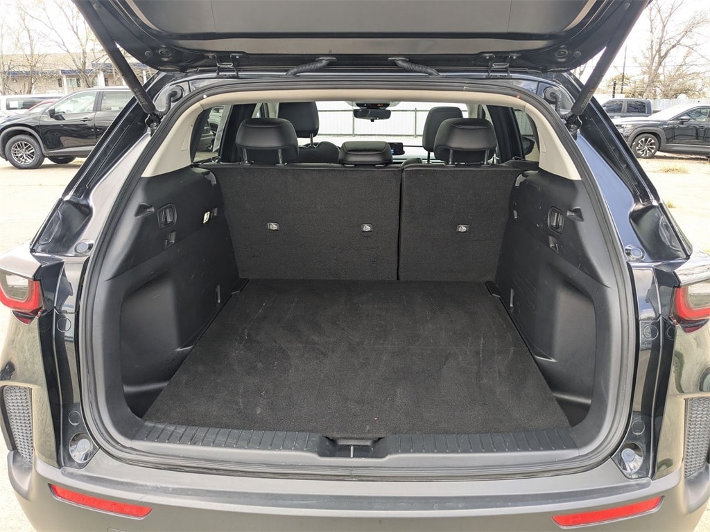 Thumbnail: 2025 Mazda CX-50 - 30