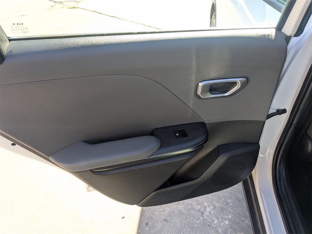 Thumbnail: 2025 Kia K4 - 24