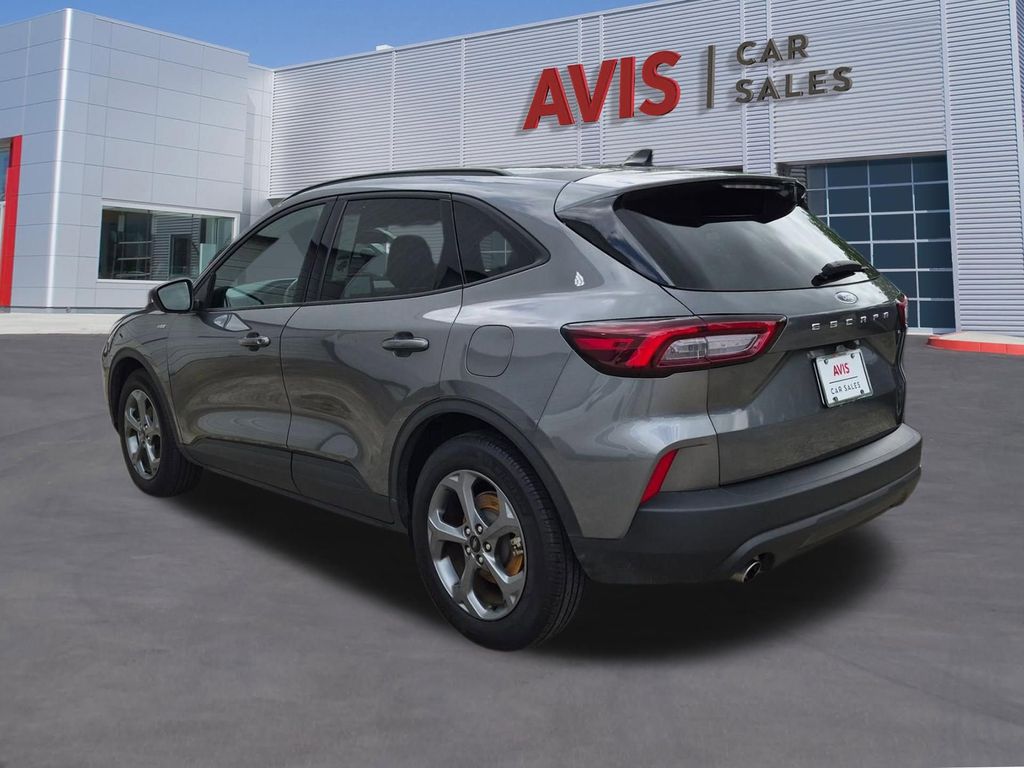 Thumbnail: 2025 Ford Escape - 9