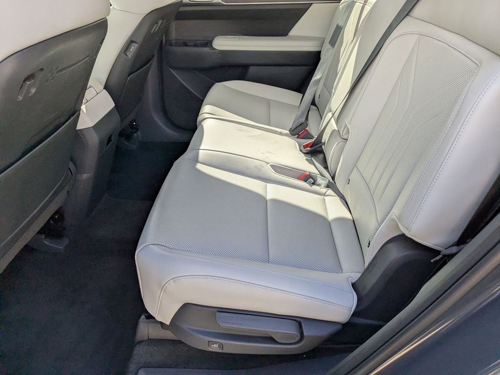 Thumbnail: 2025 Hyundai Santa Fe - 25