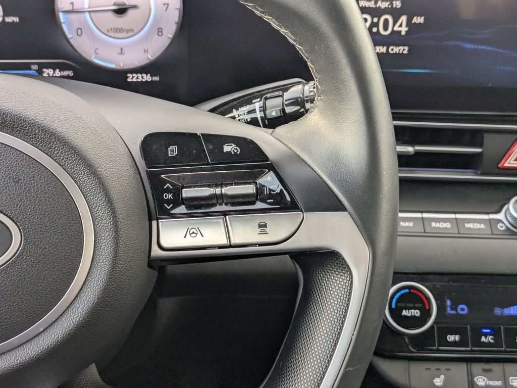 Thumbnail: 2025 Hyundai Elantra - 17