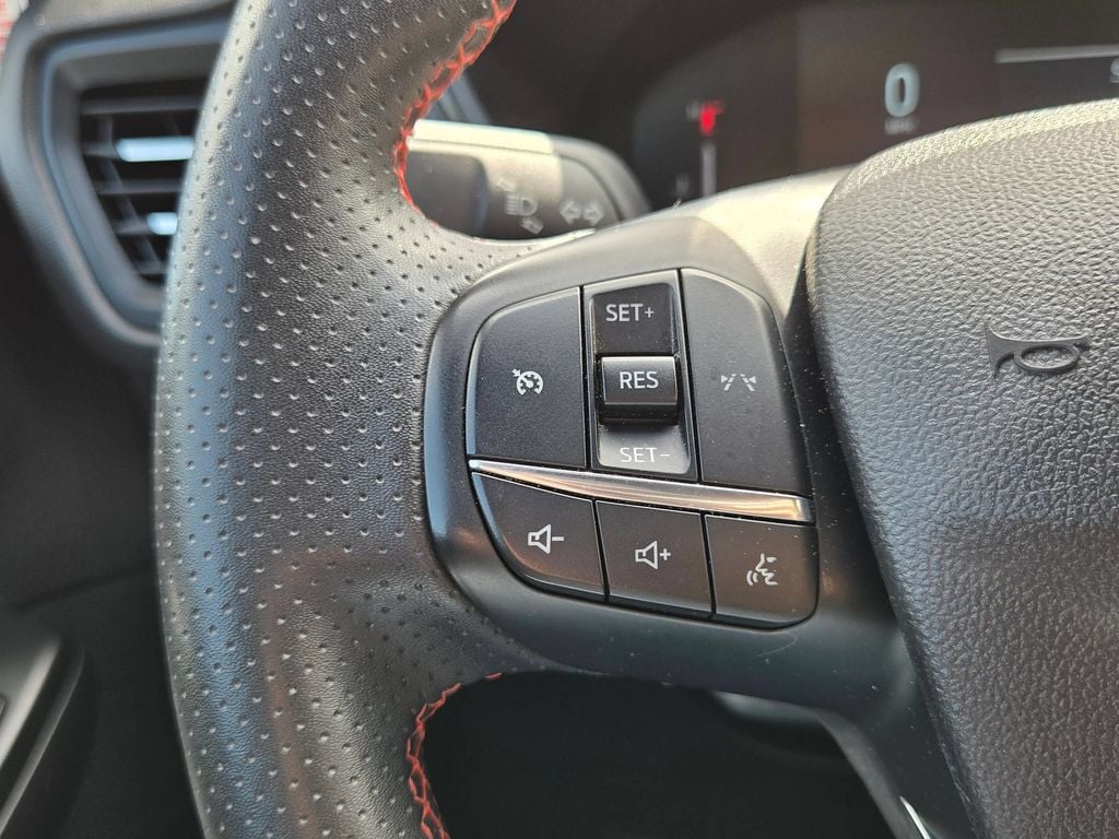 2025 Ford Escape ST-Line - Photo 20