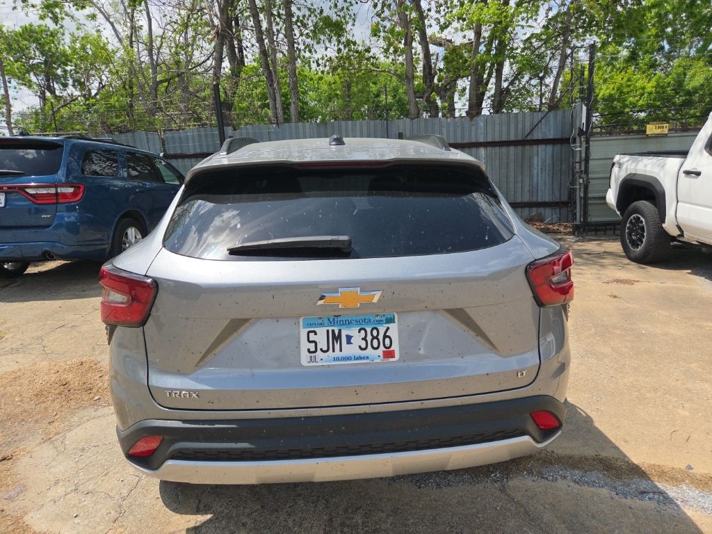 Thumbnail: 2025 Chevrolet Trax - 10