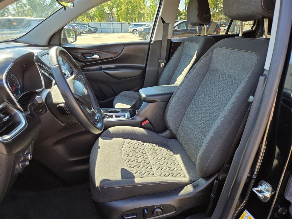 Thumbnail: 2024 Chevrolet Equinox - 15