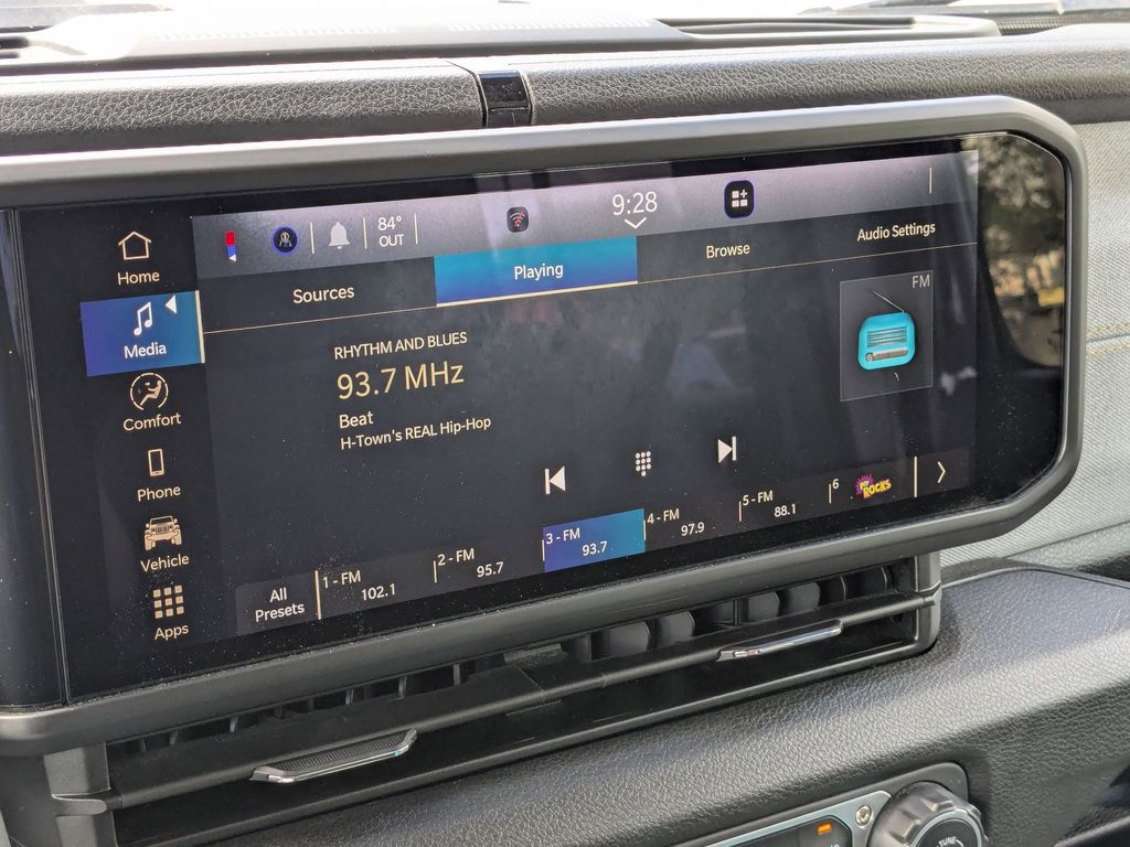 Thumbnail: 2025 Jeep Wrangler - 20