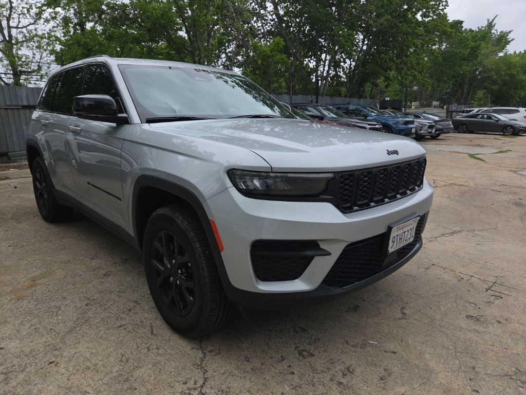 Thumbnail: 2025 Jeep Grand Cherokee - 5