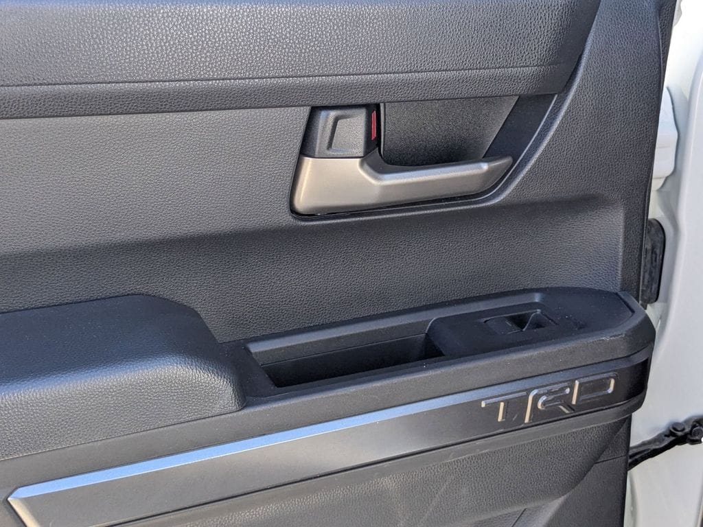 Thumbnail: 2025 Toyota Tacoma - 25