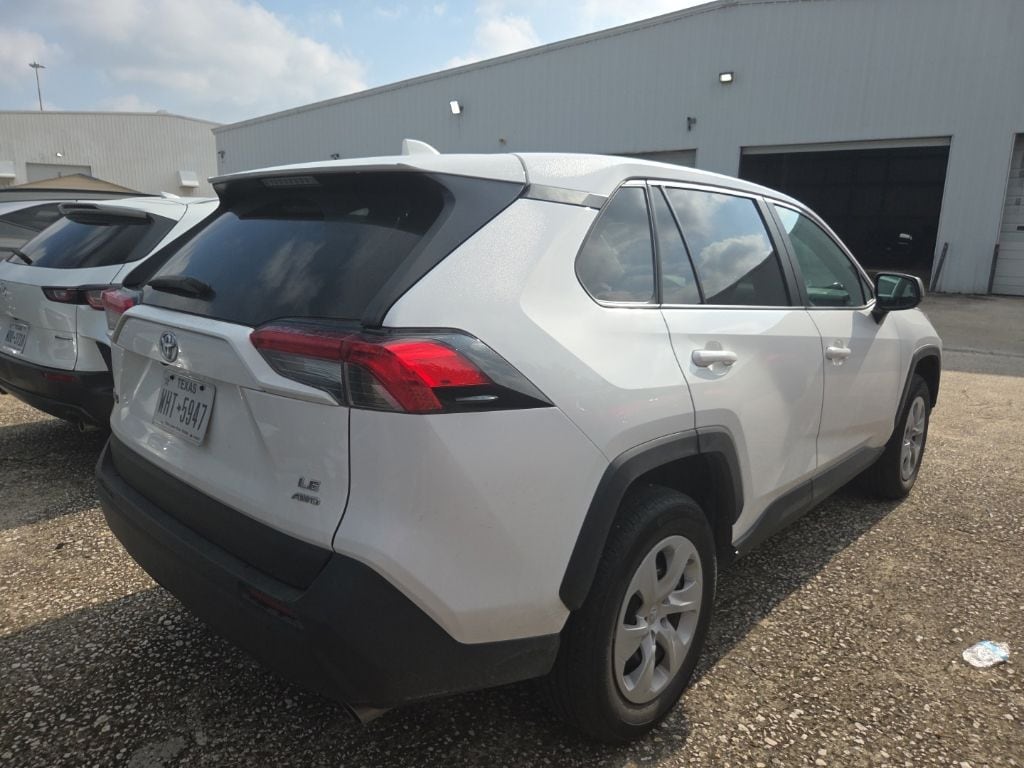 Thumbnail: 2025 Toyota RAV4 - 9