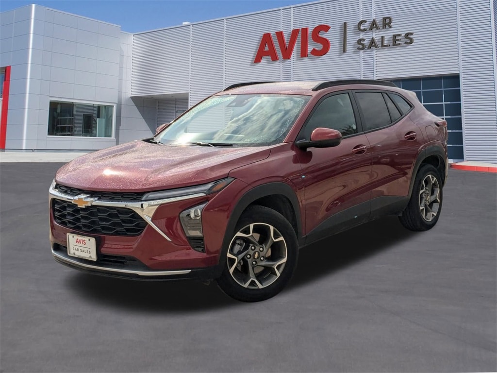 2025 Chevrolet Trax LT's photo