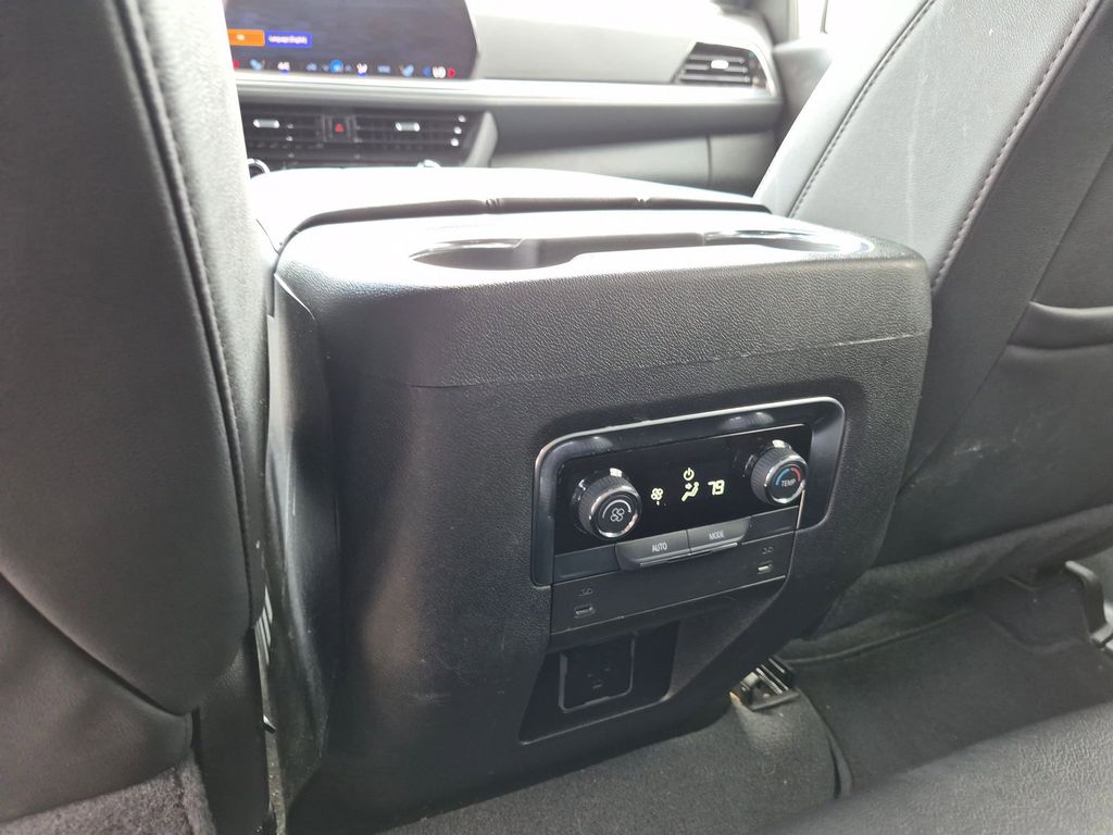 Thumbnail: 2025 Chevrolet Tahoe - 25