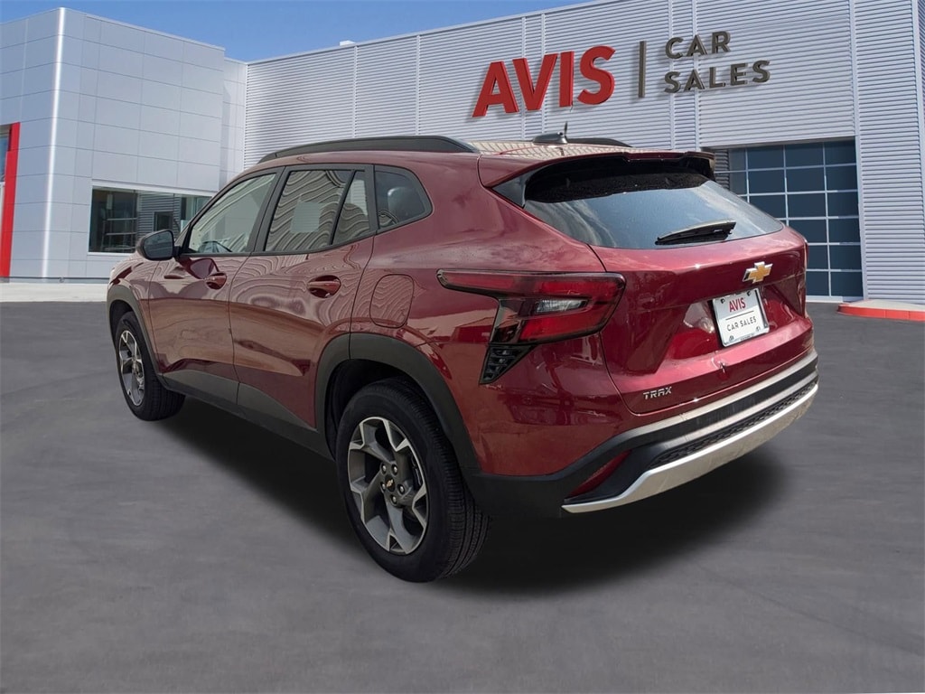 Thumbnail: 2025 Chevrolet Trax - 9