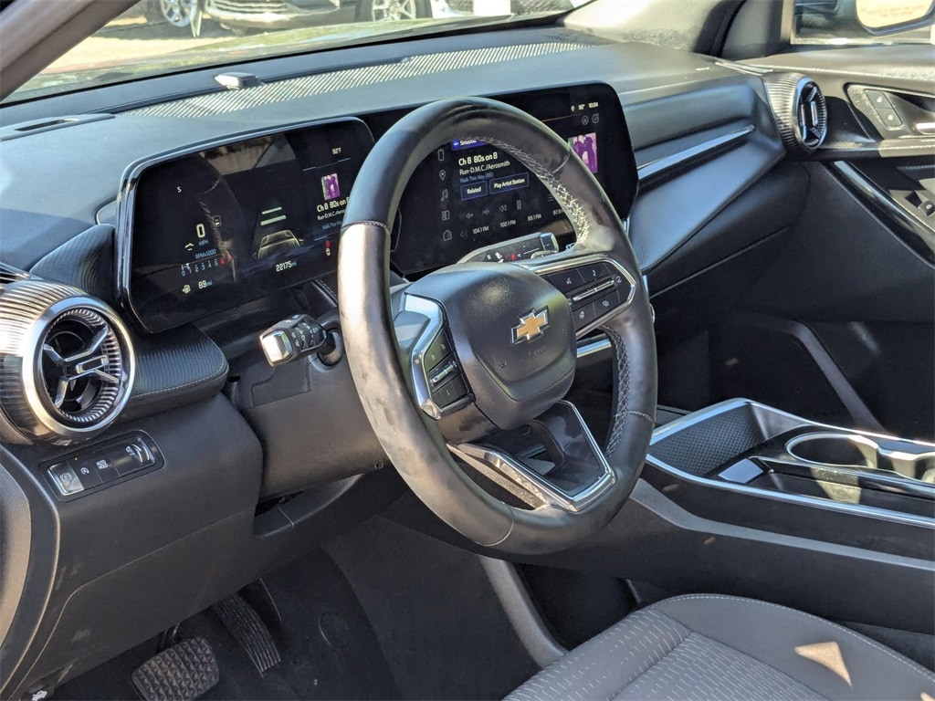 Thumbnail: 2025 Chevrolet Equinox - 14