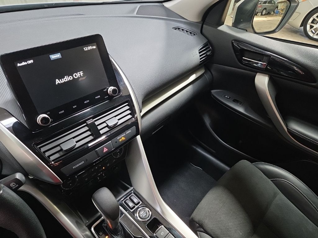 Thumbnail: 2025 Mitsubishi Eclipse Cross - 3