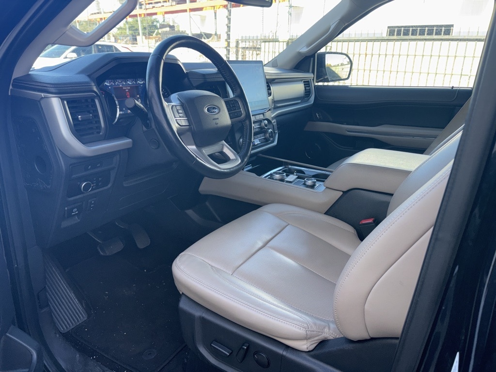 Thumbnail: 2023 Ford Expedition MAX - 7