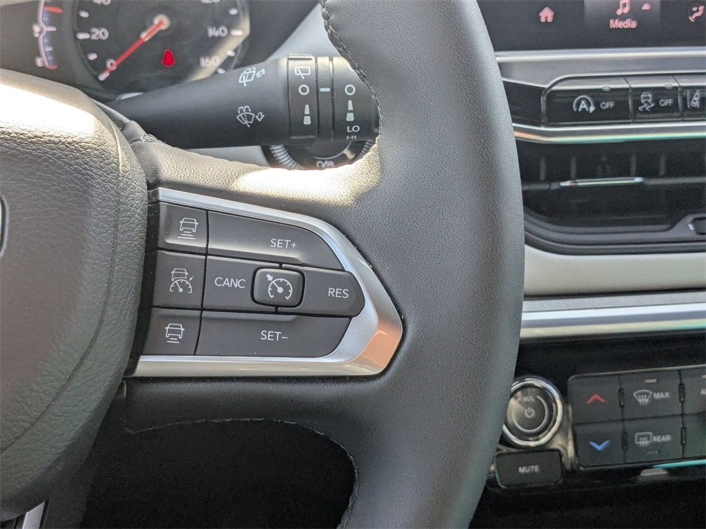 Thumbnail: 2025 Jeep Compass - 17