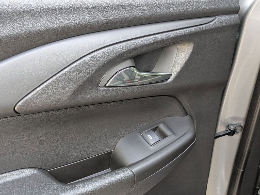 Thumbnail: 2025 Chevrolet TrailBlazer - 23