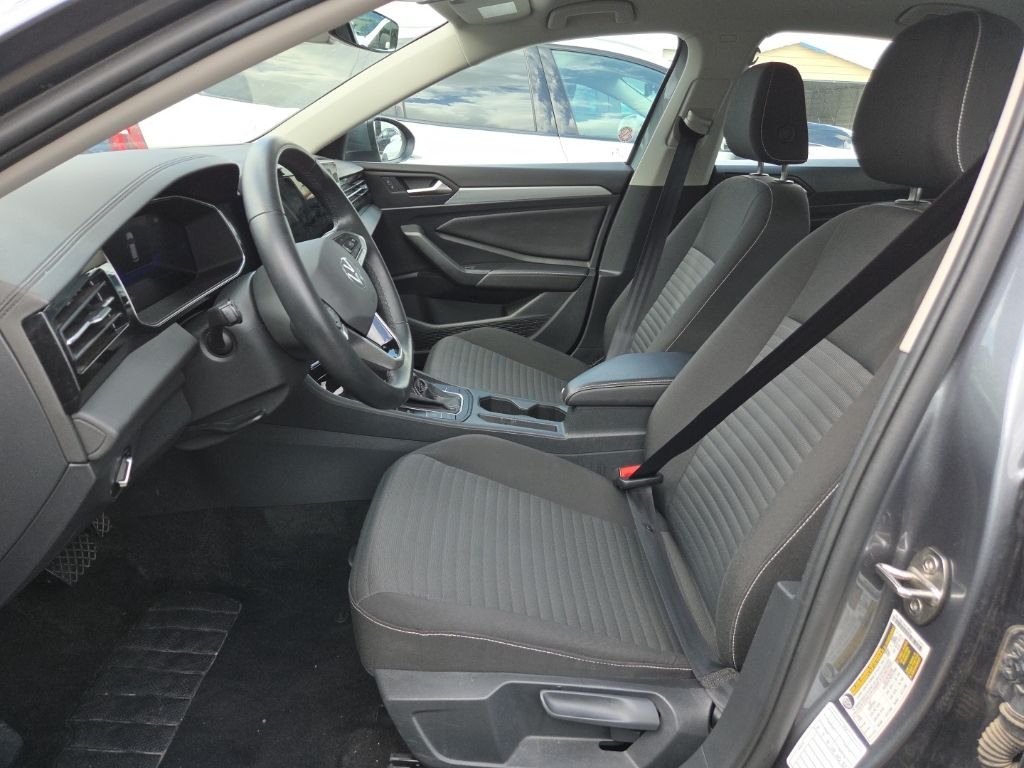 Thumbnail: 2025 Volkswagen Jetta - 6