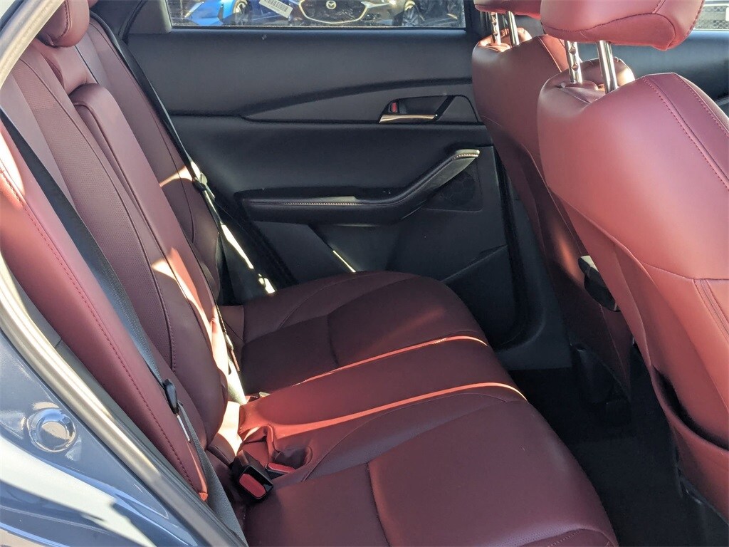 Thumbnail: 2025 Mazda CX-30 - 32