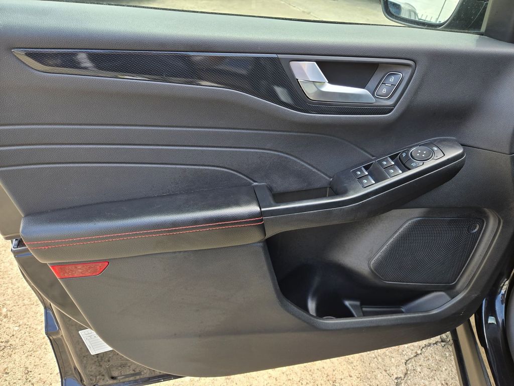 Thumbnail: 2025 Ford Escape - 11