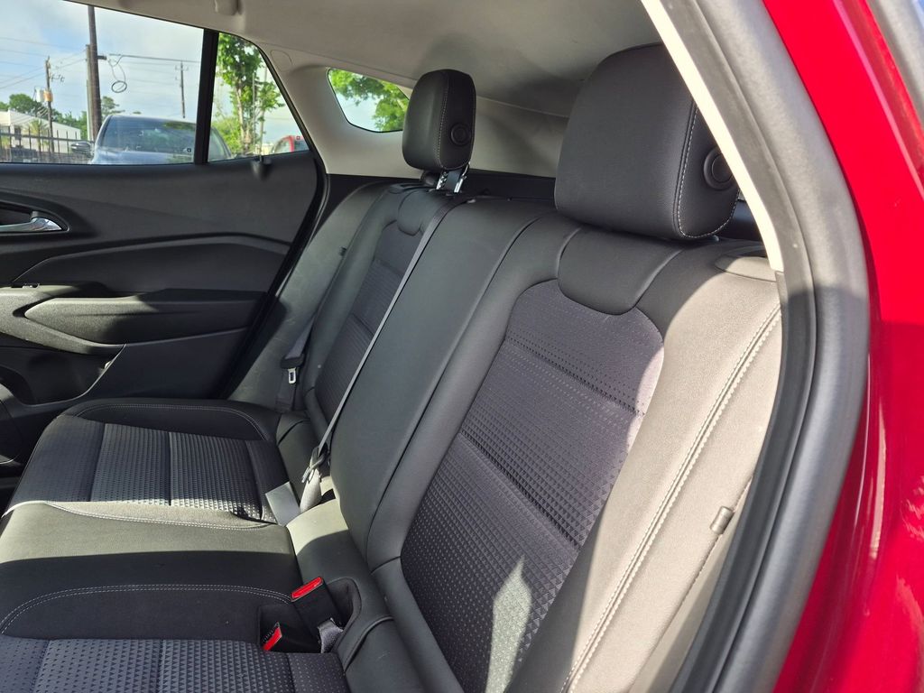 Thumbnail: 2025 Chevrolet Trax - 24