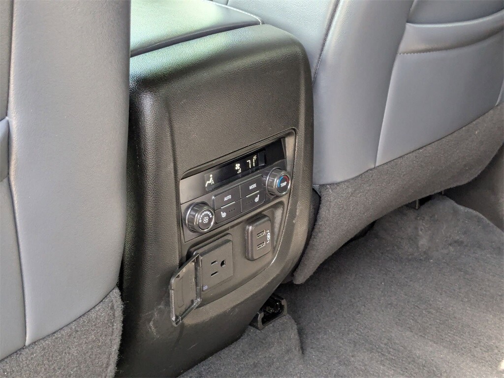 2024 Buick Enclave Premium 24
