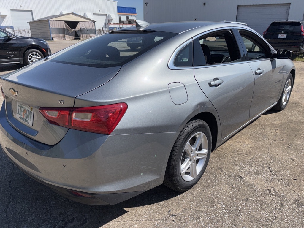 Thumbnail: 2024 Chevrolet Malibu - 4