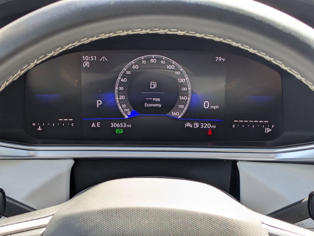 Thumbnail: 2025 Volkswagen Taos - 18