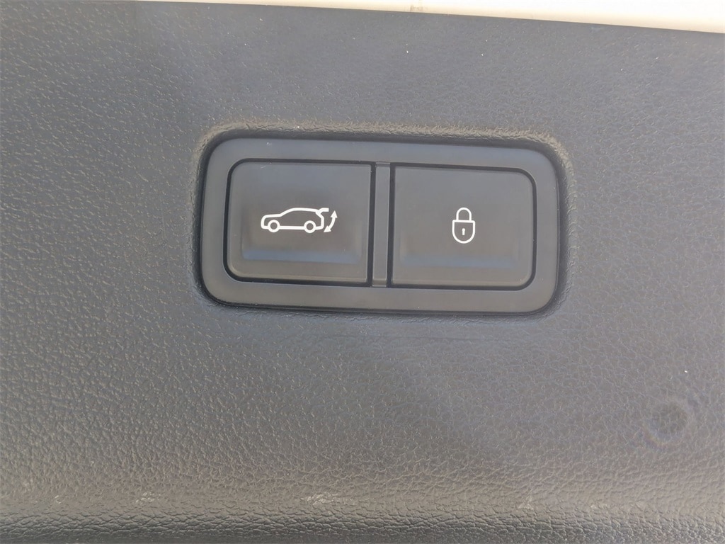 Thumbnail: 2024 Genesis GV80 - 29