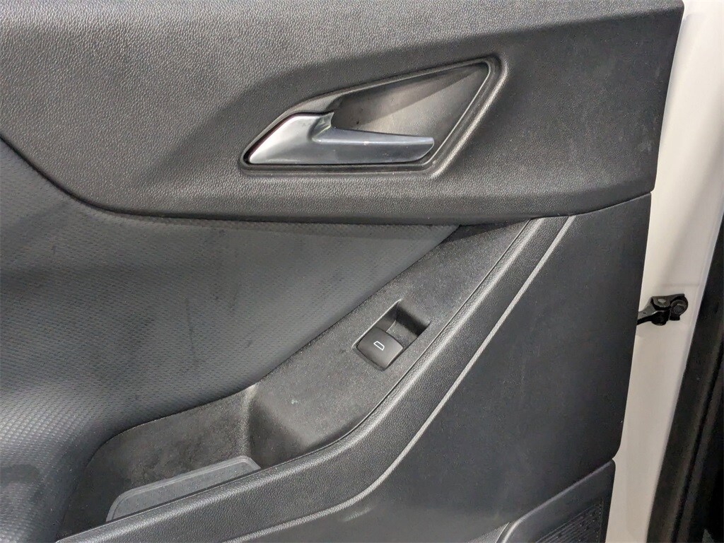 Thumbnail: 2025 Chevrolet Equinox - 25