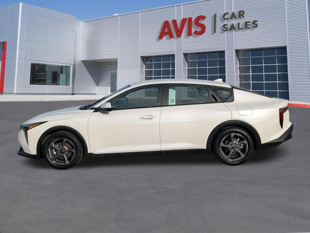 Thumbnail: 2025 Kia K4 - 10