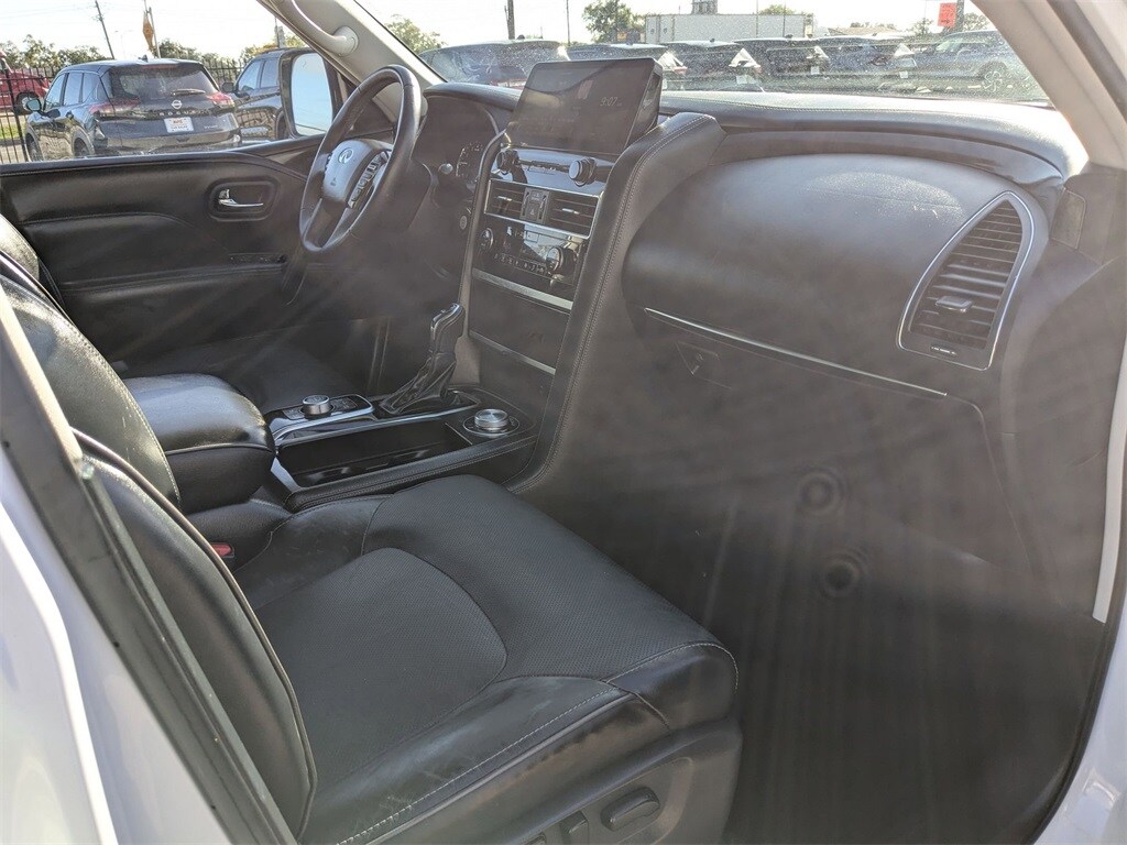 Thumbnail: 2023 INFINITI QX80 - 31