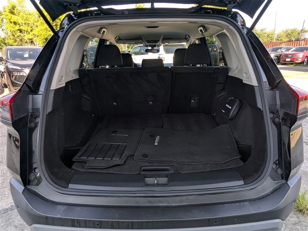 Thumbnail: 2023 Nissan Rogue - 7