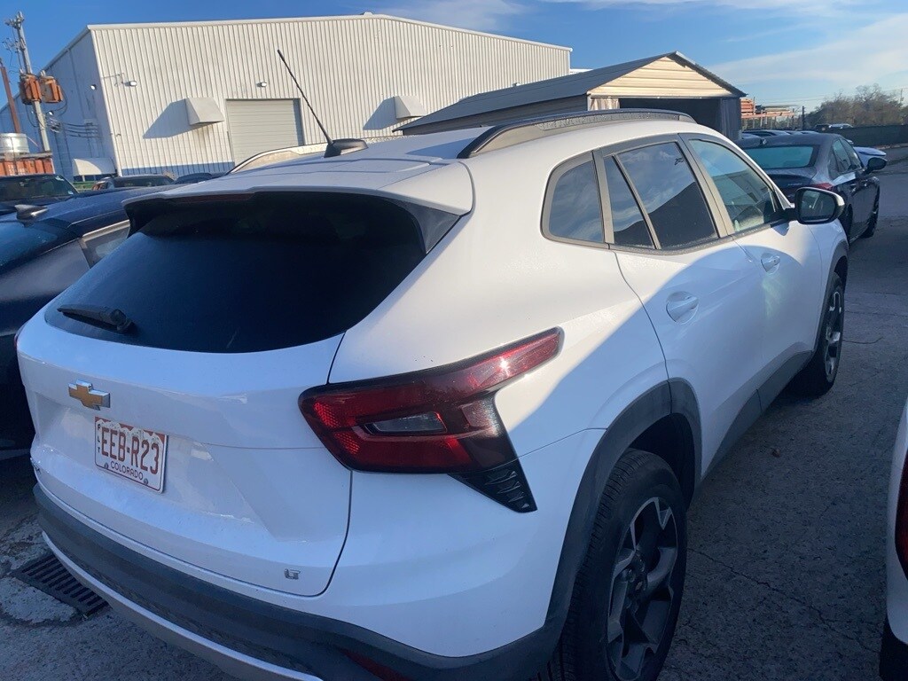 Certified 2025 Chevrolet Trax LT SUV